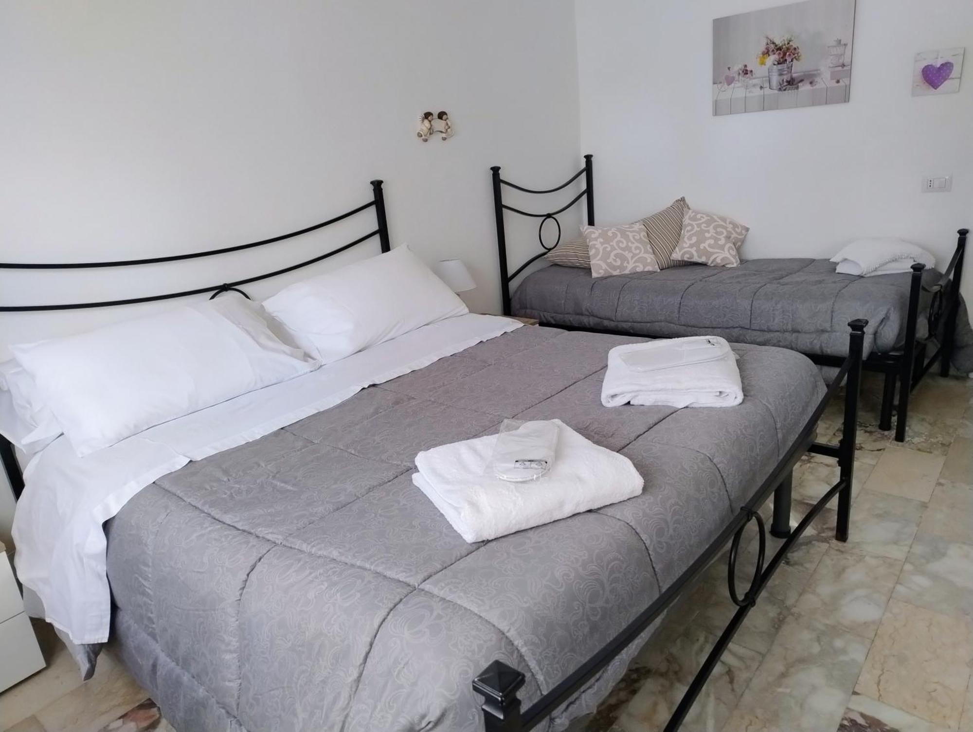 Bilocale Climatizzato A 850M Dalla Spiaggia Casa Katia 马里纳迪马萨 外观 照片