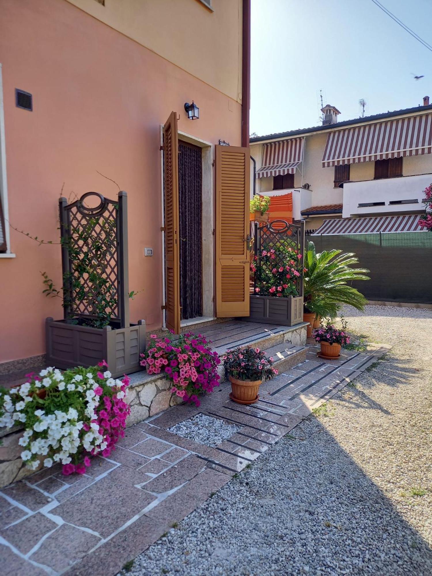 Bilocale Climatizzato A 850M Dalla Spiaggia Casa Katia 马里纳迪马萨 外观 照片